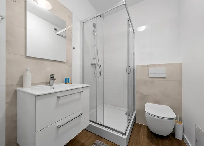 Magnolia Bloom By Bookinghost